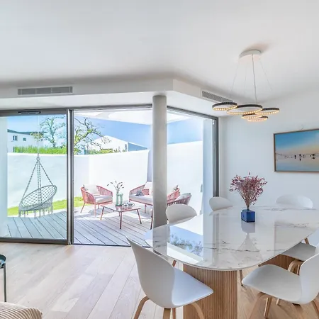 Baroya - Piscine Proche Des Plages Бидар