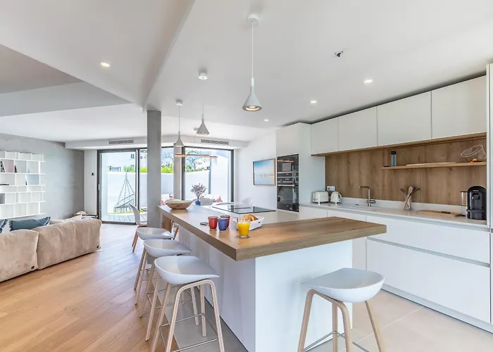 Villa Baroya - Piscine Proche Des Plages